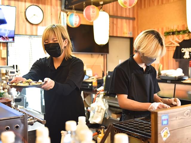 スタッフ